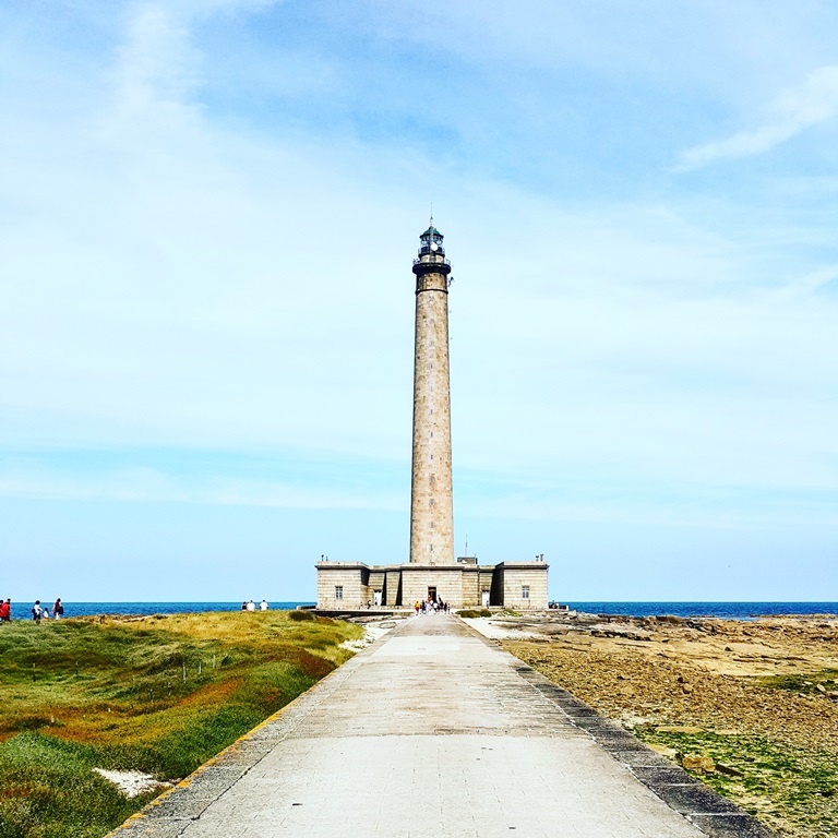 6_The third highest lighthouse in the world, Gateville, which is still active