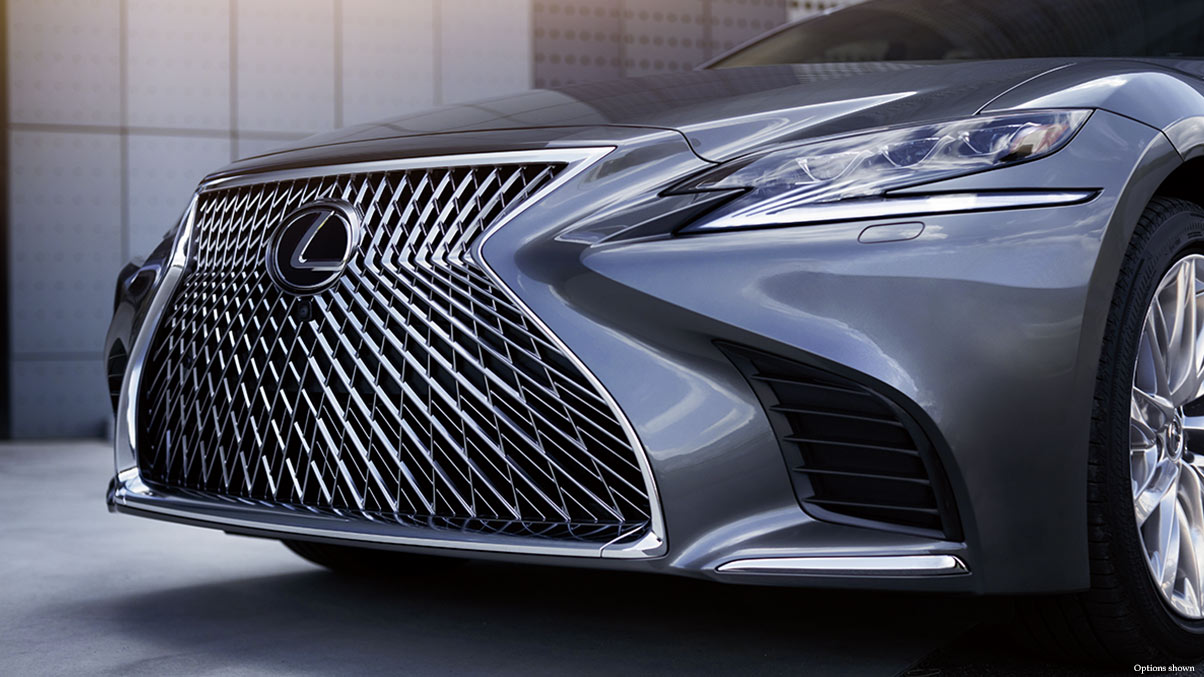 lexus exterior @PeakLife