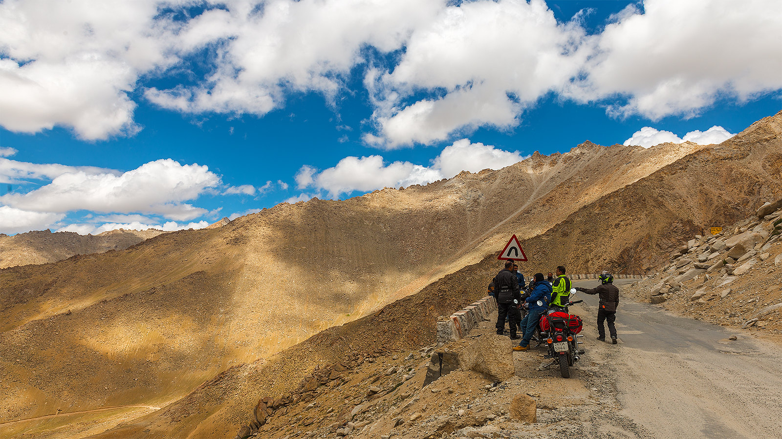 Manali to Leh highway
